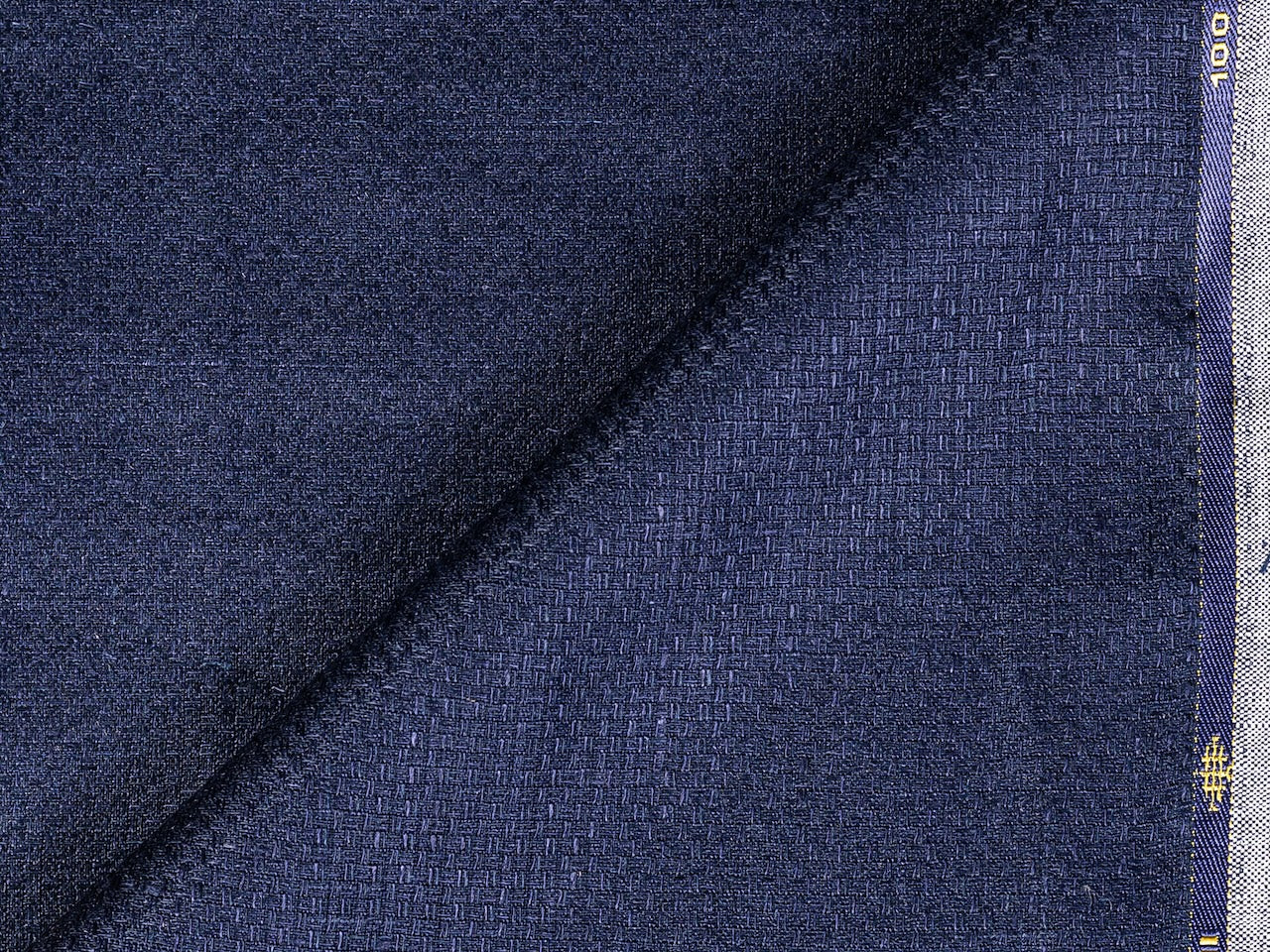 LTL 48/T3-23158 Navy Pattern Linen Suit Fabric