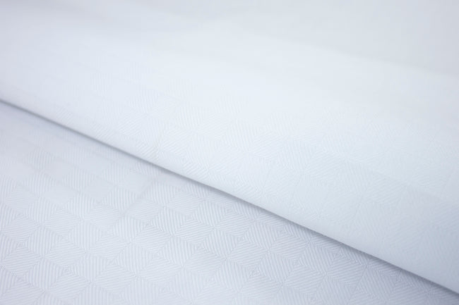 T-604/5770 Fine Cotton White Check Shirting Fabric