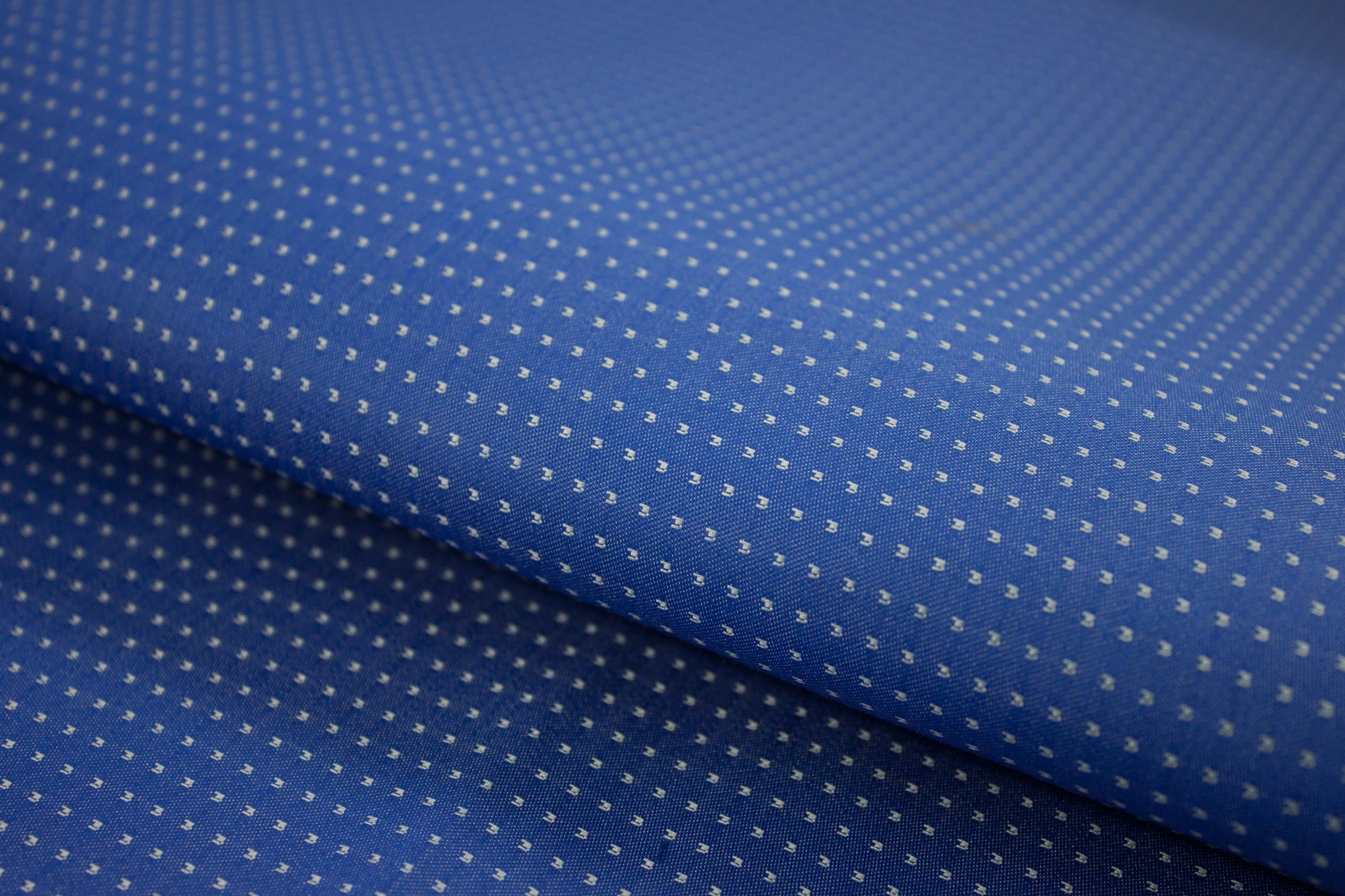 T-639/5785 Fine Cotton Navy Blue Texture Shirting Fabric
